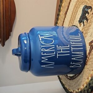 Rae Dunn America The Beautiful 2 QT Canister